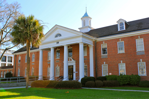 University-of-South-Carolina-Online-Master's-in-Nursing-with-a-Specialization-in-Gerontology