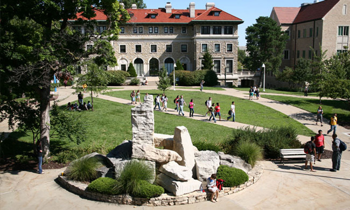 University-of-Missouri-Kansas-City-online-masters-nursing-degree